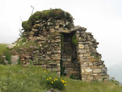 RESTOS ARQUEOLOGICOS DE CARIHUAIN Y ANDAMARCA 04